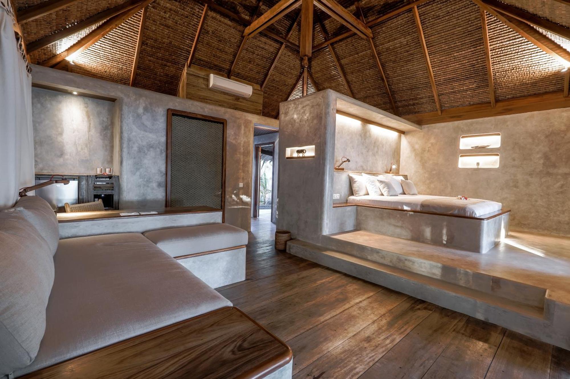 Coral Eye Boutique Resort And Marine Outpost Likupang Exterior photo